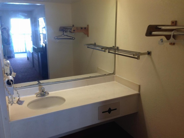 Sky Suites image 12