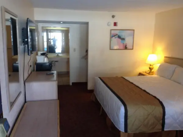 Sky Suites 8